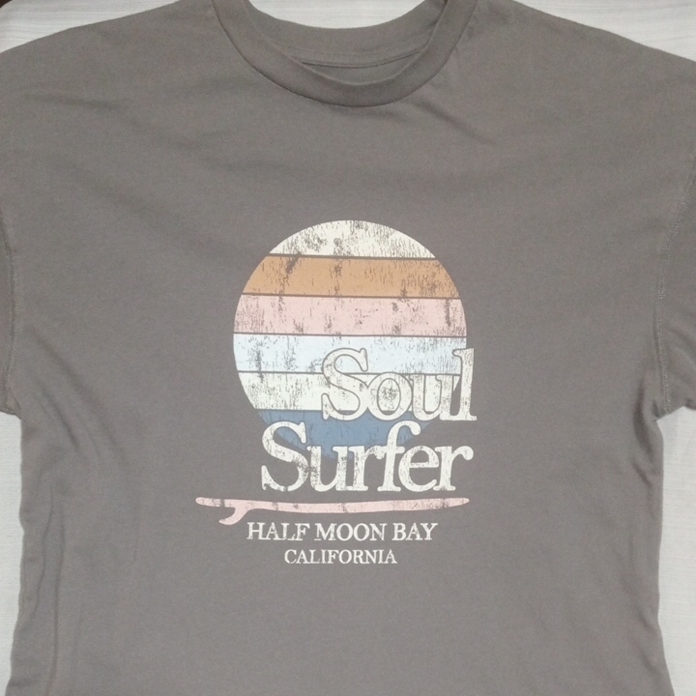 Flirtitude Gray Short Sleeve Tee with Vintage Soul Surfer Graphic